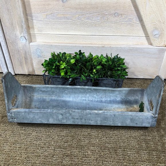 Authentic Galvanized Chicken Feeder - Picture 3 of 11